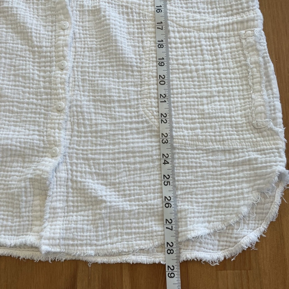 Lucca Women's Top Size XS White Gauzy Cotton Tunic Button Boho Beachy Cottage - Picture 15 of 15